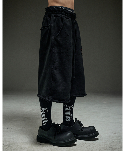 MWOONG（ムン）の「Washed destroyed bermuda P BK（スウェットパンツ・レディース・その他・FREE）」の6枚目の写真
