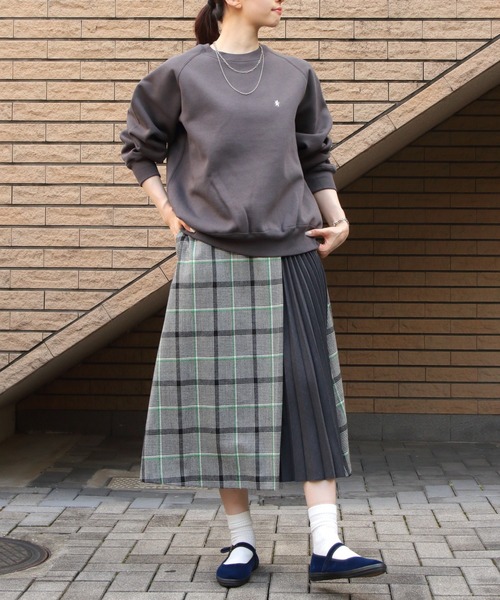GYMPHLEX(ジムフレックス)の「Gymphlex/ジムフレックス スウィングスリーブ クルーネックプルオーバー SWING SLEEVE CREW NECK PULLOVER C0291 TCF(スウェット・レディース・チャコールグレー/ネイビー/トップグレー/アイボリー・14)」の13枚目の写真