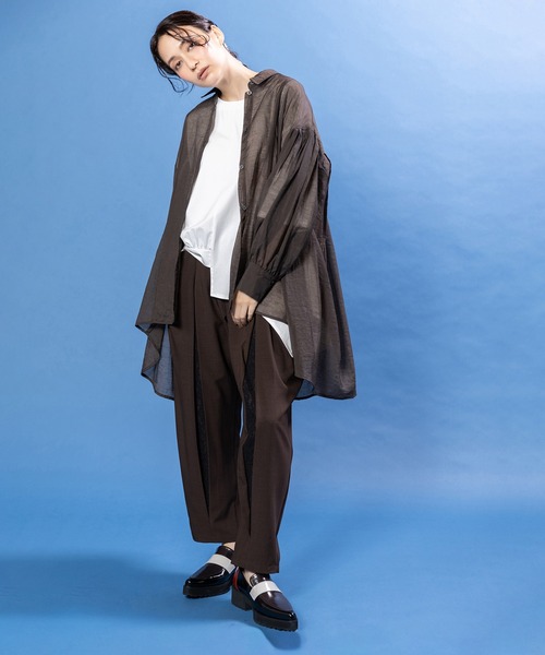 OSMOSIS(オズモーシス)の「バックタックロングシアーブラウス(シャツ/ブラウス・レディース・グレー/ブラック/ダークブラウン・ONE SIZE)」の20枚目の写真