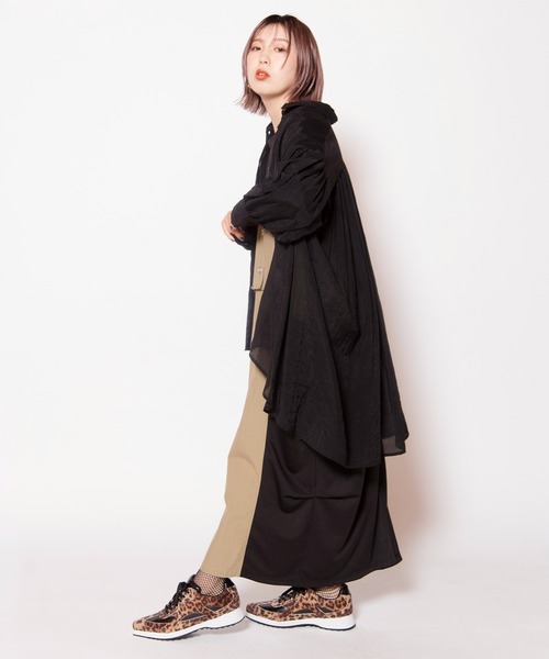 OSMOSIS(オズモーシス)の「バックタックロングシアーブラウス(シャツ/ブラウス・レディース・グレー/ブラック/ダークブラウン・ONE SIZE)」の8枚目の写真