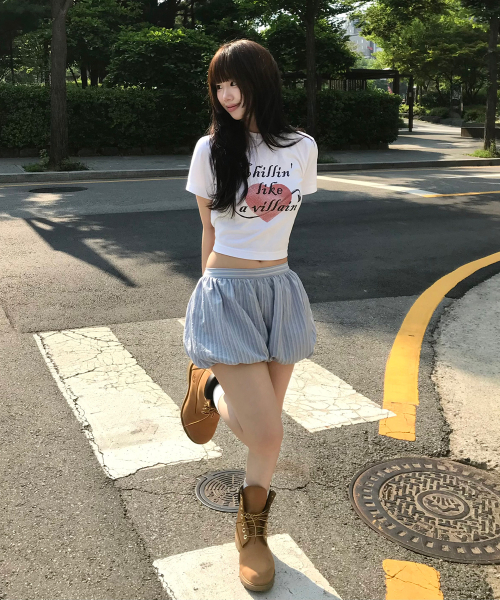 JUAN HOMME(ジュアンオム)の「チリングビリオン クロップハーフスリーブ (ホワイト)(Tシャツ/カットソー・レディース・その他・FREE)」の4枚目の写真