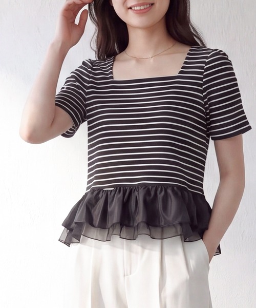 ASTORIA ODIER(アストリアオディール)の「裾フリルスクエアネックボーダーカットソー(Tシャツ/カットソー・レディース・ブラック×ホワイト/ホワイト×ブラック・MEDIUM)」の2枚目の写真