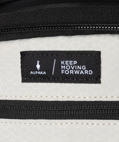 ALPAKA(アルパカ)の「ALPAKA / アルパカ Elements Backpack Pro 撥水/防水 タクティカル バックパック(バックパック/リュック・メンズ・ブラック・FREE)」の18枚目の写真