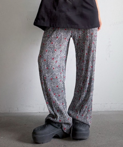 Dalfwin(ダールフィン)の「韓国ファッション ハート&レオパード柄プリーツパンツ(その他パンツ・レディース・ブラック/ブラウン・FREE)」の5枚目の写真