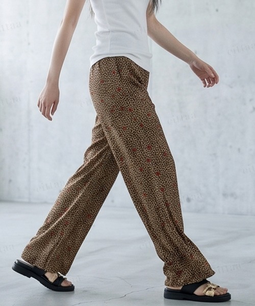 Dalfwin(ダールフィン)の「韓国ファッション ハート&レオパード柄プリーツパンツ(その他パンツ・レディース・ブラック/ブラウン・FREE)」の14枚目の写真