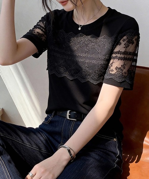 Doux Belle(ドゥーベル)の「レース切替ラウンドネックTシャツ(Tシャツ/カットソー・レディース・ホワイト/ブラック/グレー・MEDIUM/LARGE/X-LARGE)」の2枚目の写真