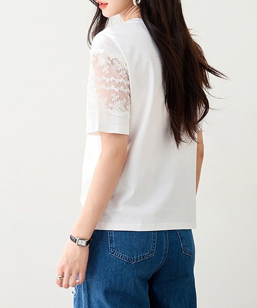 Doux Belle(ドゥーベル)の「レース切替ラウンドネックTシャツ(Tシャツ/カットソー・レディース・ホワイト/ブラック/グレー・MEDIUM/LARGE/X-LARGE)」の14枚目の写真