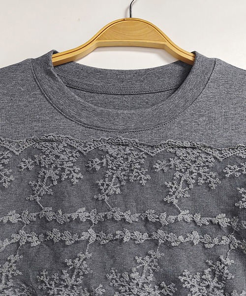 Doux Belle(ドゥーベル)の「レース切替ラウンドネックTシャツ(Tシャツ/カットソー・レディース・ホワイト/ブラック/グレー・MEDIUM/LARGE/X-LARGE)」の20枚目の写真