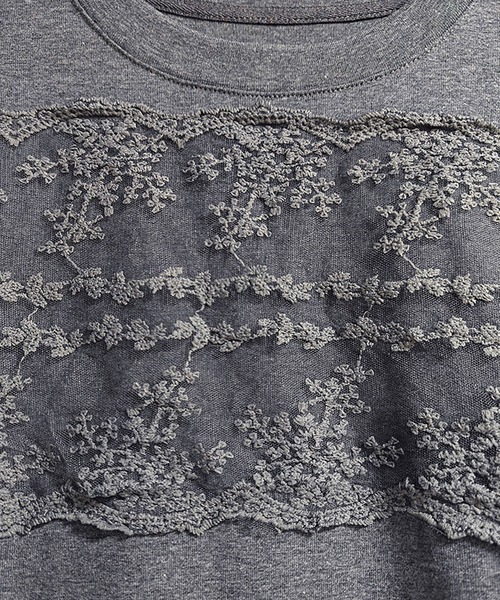 Doux Belle(ドゥーベル)の「レース切替ラウンドネックTシャツ(Tシャツ/カットソー・レディース・ホワイト/ブラック/グレー・MEDIUM/LARGE/X-LARGE)」の21枚目の写真