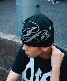 CONZ（コンズ）の「GLITTER LOGO SINGLE BEANIE（ニットキャップ/ビーニー）」