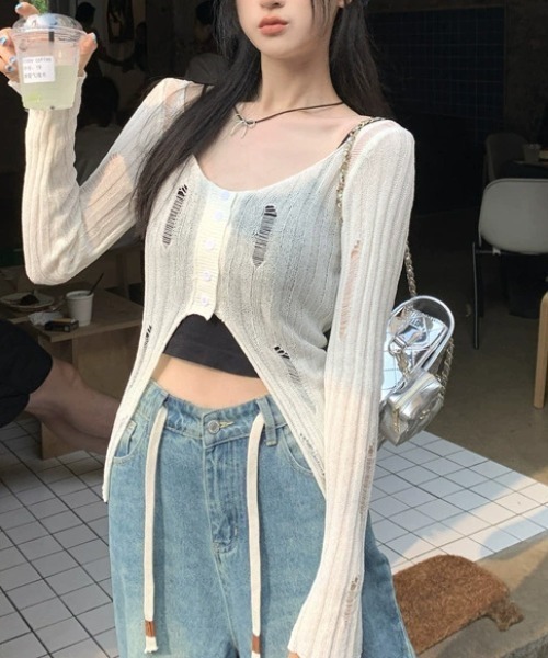 owen(オーウェン)の「シアーニットカーデ クロップドトップス ニット カーディガン カットソー(ニット/セーター・レディース・グレー/ブラック/ホワイト・S/M/L)」の2枚目の写真