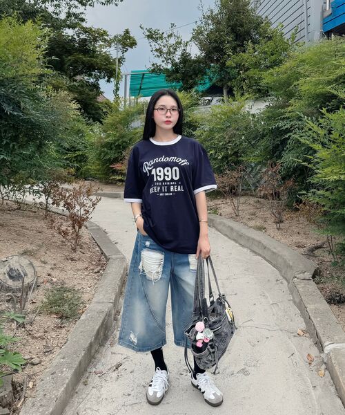 RANDOMOFF(ランダムオフ)の「CHECKER ARCH LOGO RINGER T-SHIRT (3color)(Tシャツ/カットソー・レディース・ホワイト/ホワイト×グリーン/ネイビー・LARGE/MEDIUM/SMALL)」の5枚目の写真
