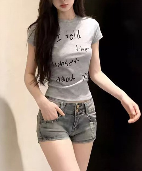 HALEY PESCA（ヘーリーペスカ）の「HALEY PESCA/Y2K レタリングプリント スリムTシャツ（Tシャツ/カットソー・レディース・グレー・SMALL）」の3枚目の写真