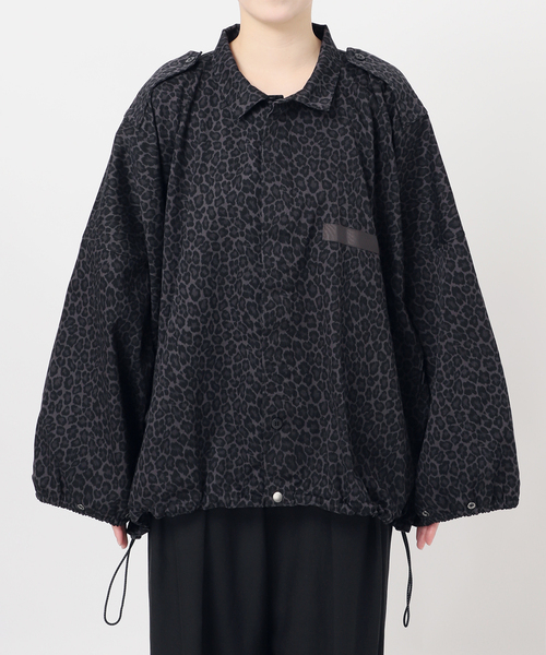 journal standard L'essage（ジャーナルスタンダードレサージュ）の「《追加2》ILL ONE EIGHTY/イル ワンエイティ 別注LEOPARDショートブルゾン（その他アウター・レディース・その他6/チャコールグレー・FREE）」の11枚目の写真