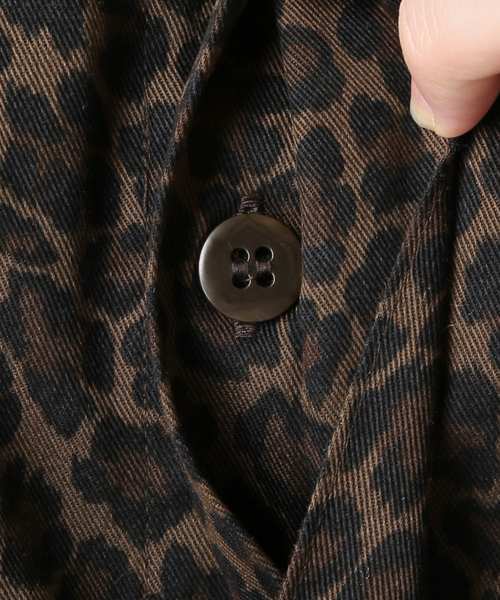 journal standard L'essage（ジャーナルスタンダードレサージュ）の「《追加2》ILL ONE EIGHTY/イル ワンエイティ 別注LEOPARDショートブルゾン（その他アウター・レディース・その他6/チャコールグレー・FREE）」の4枚目の写真