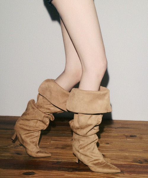 SLY(スライ)の「2P LONG BOOTS ツーピーロングブーツ 秋服 セット(ブーツ・レディース・ベージュ/ブラック・LARGE/MEDIUM/SMALL)」の2枚目の写真