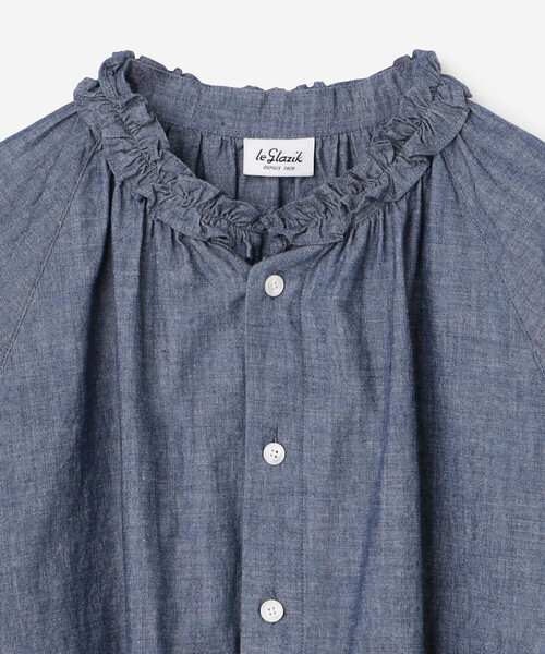 LE GLAZIK(ルグラジック)の「LE GLAZIK | インディゴダンガリー ラッフルシャツ WOMEN(シャツ/ブラウス・レディース・ダークインディゴブルー・36)」の4枚目の写真