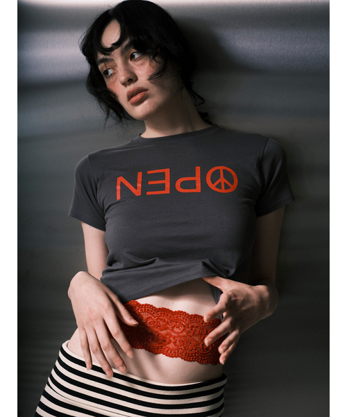 Oriens JOURNAL STANDARD（オリエンス ジャーナルスタンダード）の「コングラチュレーションズTee（Tシャツ/カットソー・レディース・ライトグレー/パープル/カーキ・FREE）」の7枚目の写真
