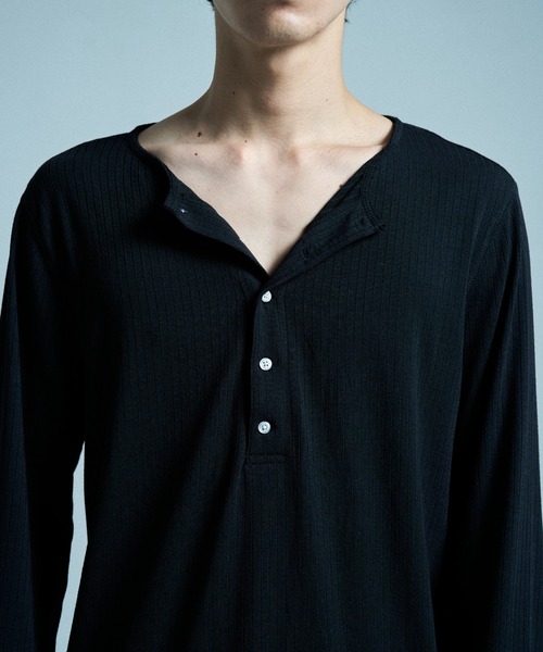 CAMPHOR WOOD(カンファーウッド)の「RIB HENLEY NECK L/S TEE / リブヘンリーネックTEE(Tシャツ/カットソー・メンズ・ラベンダー/スミクロ/ホワイト/ライトブルー/ブラック・SMALL/MEDIUM/LARGE)」の22枚目の写真