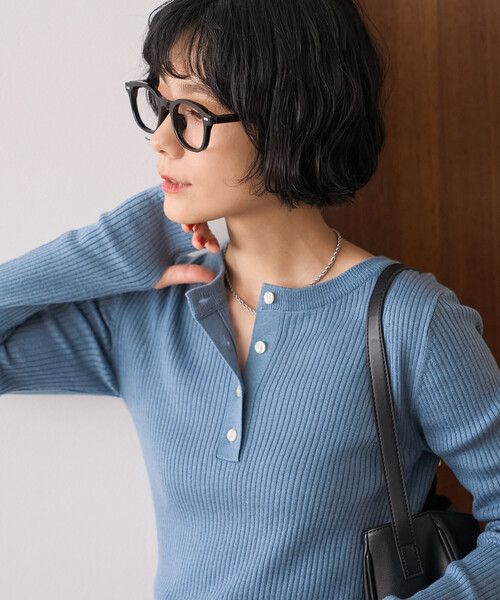 FREAK'S STORE(フリークスストア)の「\ シリーズ累計販売数9万枚突破! /ウォッシャブル ヘンリーネックニット/ヘンリーネックロンT(ニット/セーター・レディース・ブルー/ベージュ/ブラック/オフホワイト・フリ-)」の12枚目の写真