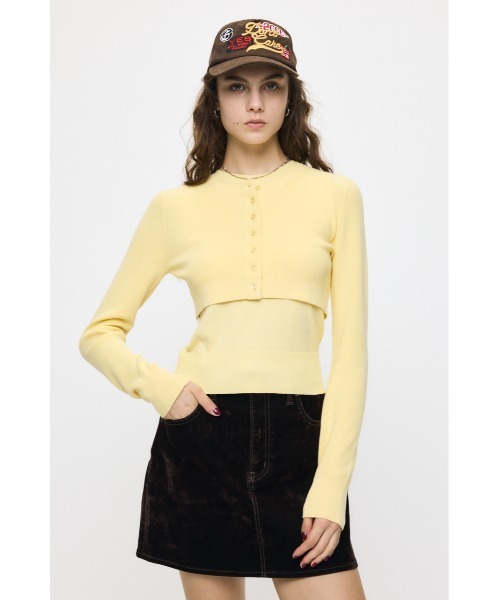 MOUSSY(マウジー)の「【26年AW新作】LAYERED LIKE BUTTON UP ニット(ニット/セーター・レディース・オフホワイト/杢グレー/ライトイエロー/ダークブラウン・FREE)」の4枚目の写真