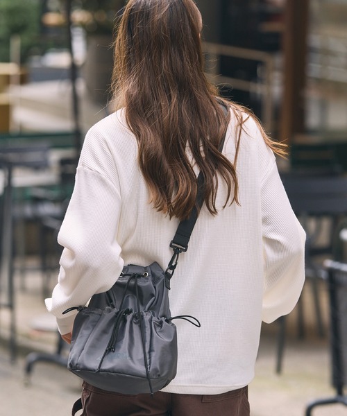 GERRY(ジェリー)の「<撥水>GERRY / ジェリー 別注 巾着 2wayショルダーバッグ【THE CRAFT CREW PRODUCTS】(ショルダーバッグ・レディース・アイボリー/ブラック/ダークグレー・FREE)」の22枚目の写真
