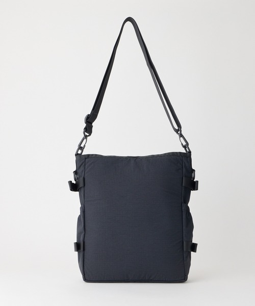 WILD THINGS（ワイルドシングス）の「米軍ラジオバッグモチーフ【WILD THINGS】STORAGE SHOULDER M リップストップナイロン ショルダーバッグ（ショルダーバッグ・レディース・ブラック/ベージュ/カーキ・ONE SIZE）」の10枚目の写真