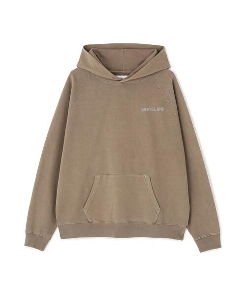 WHITELAND(ホワイトランド)の「【WEB&DEPOT限定】WHITELAND/ホワイトランド/LOGO PIGMENT SWEAT HOODIE(パーカー・メンズ・ベージュ/ブラック・L/M/S)」の1枚目の写真