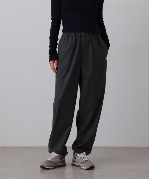 YLEVE（イレーヴ）の「YLEVE / SUPER120's WOOL FLANNEL EASY TROUSERS（その他パンツ・レディース・ネイビー/グレー・1/2）」の5枚目の写真