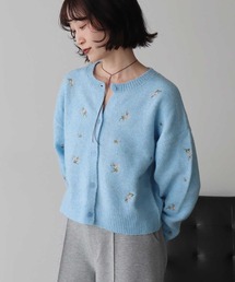 earth music&ecology（アースミュージックアンドエコロジー）の「フラワー刺繍クルーネックカーディガン（カーディガン/ボレロ）」