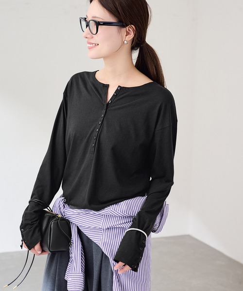 FRAMeWORK(フレームワーク)の「ヘンリーネックロングスリーブ(Tシャツ/カットソー・レディース・ホワイト/アイボリー/ブラック・FREE)」の7枚目の写真
