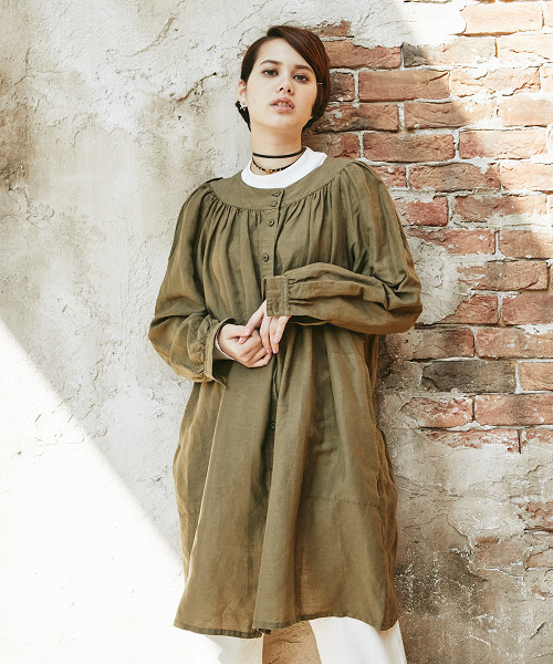 HYSTERIC GLAMOUR（ヒステリックグラマー）の「長袖ノーカラーSHOP（ワンピース・レディース・ホワイト/カーキ/ブラック・FREE）」の3枚目の写真