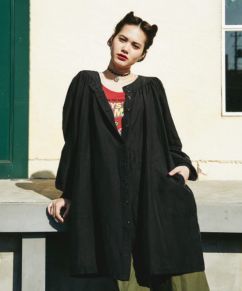 HYSTERIC GLAMOUR（ヒステリックグラマー）の「長袖ノーカラーSHOP（ワンピース・レディース・ホワイト/カーキ/ブラック・FREE）」の2枚目の写真