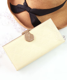 Clelia（クレリア）の「がま口×フラップエナメル長財布（財布）」