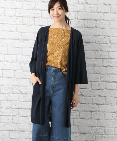 LEPSIM(レプシィム)の「14Gソデフレアロングカーディガン 759263(カーディガン/ボレロ・レディース・トップグレー/ブラック/グレイッシュベージュ/ダークネイビー・FREE)」の4枚目の写真