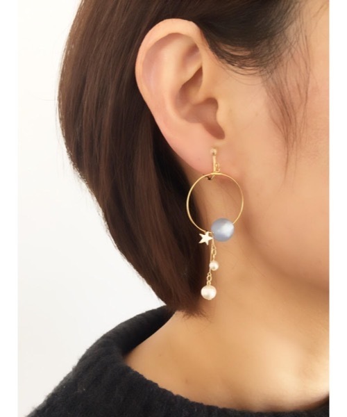 TONE SELECT GOODS(トーンセレクトグッズ)の「【kodemari】star×hoop ピアス(ピアス(両耳用)・レディース・ホワイト/ブルー・FREE)」の1枚目の写真