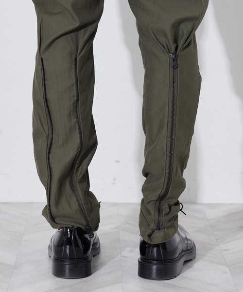 WHITE MOUNTAINEERING（ホワイトマウンテニアリング）の