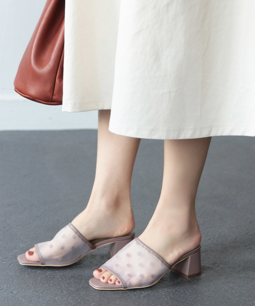 SESTO（セスト）の「シースルードットチュールのチャンキーヒールミュールサンダル（サンダル・レディース・グレイッシュベージュ/ブラウン/ブラック・L/3L/S/LL/M）」の3枚目の写真