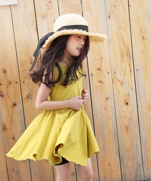 Rora（ローラ）の「ナチュリア タンクワンピース(2color)（ワンピース・キッズ・ブラック/マスタード・120cm/130cm/100cm/110cm/140cm/150cm）」の17枚目の写真