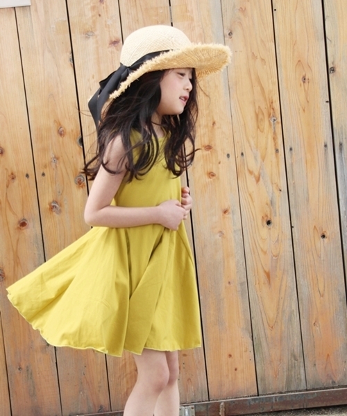 Rora（ローラ）の「ナチュリア タンクワンピース(2color)（ワンピース・キッズ・ブラック/マスタード・120cm/130cm/100cm/110cm/140cm/150cm）」の18枚目の写真