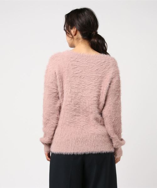 GeeRA(ジーラ)の「なめらかタッチロングシャギーニット(ニット/セーター・レディース・ピンクベージュ/ライトベージュ/ネイビー・MEDIUM/LARGE/X-LARGE/SMALL)」の4枚目の写真
