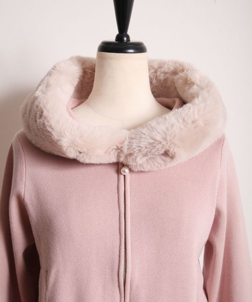 tocco 袖口フリル2wayエコファー付きニットパーカー tocco closet（トッコ クローゼット）の「袖口フリル2WAYエコファー