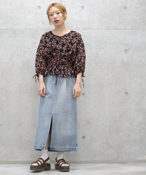 w closet（ダブルクローゼット）の「チェリー柄ウエストシャーリングブラウス（シャツ/ブラウス・レディース・アイボリー/ブラック・FREE）」の17枚目の写真