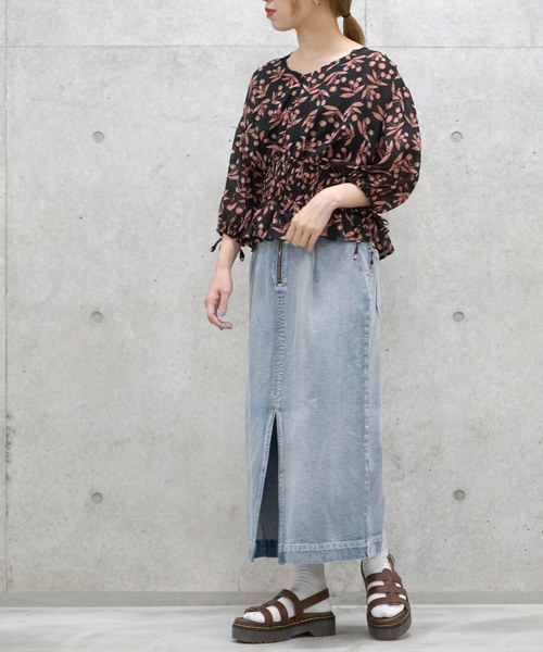 w closet（ダブルクローゼット）の「チェリー柄ウエストシャーリングブラウス（シャツ/ブラウス・レディース・アイボリー/ブラック・FREE）」の4枚目の写真