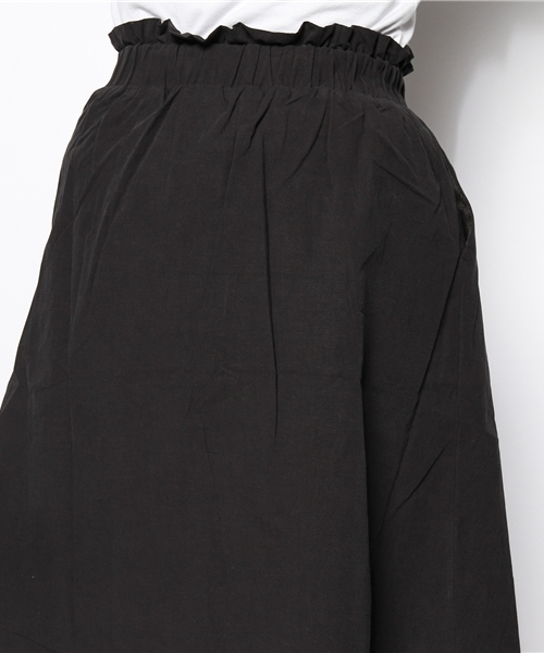 mystic(ミスティック)の「ハリ感タックギャザースカート(スカート・レディース・ブルー/ブラック/オフホワイト/レッド・フリ-)」の9枚目の写真