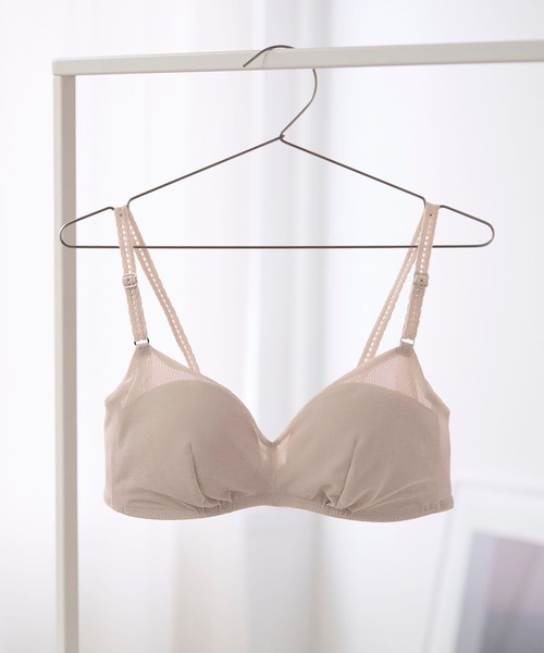 une nana cool(ウンナナクール)の「特別な日以外の364日つけたくなるブラ 364ブラ シンプル(ブラジャー・レディース・ブラック/ベージュ/グレー/オリーブ/パープル/ピンク/フレッシュイエロー/バイオレット/オレンジ/インディゴブルー/グリーン/レッド/ベビーピンク/チェリーピンク/シルバーグレー/グレイッシュブルー/ミント/ライトパープル/シャーベット/スカイブルー/黄緑系/サックスブルー/スモークピンク/スモーキーグリーン系/ネイビー/マジェンタ/マスタード/ターコイズブルー/コーラル/ライトグリーン/ダークブルー/ブラウン/ライトピンク/ライトブラウン/ブルー/ダークグリーン/ワイン/ピンクベージュ/ラベンダー/シャンパン/サンドベージュ/オートミール/ライトオレンジ系/エメラルドブルー/オリーブ系/ライトイエロー/エンジ/桜/ウッド/ダークグレー・S/M/L/LL/LLG)」の10枚目の写真