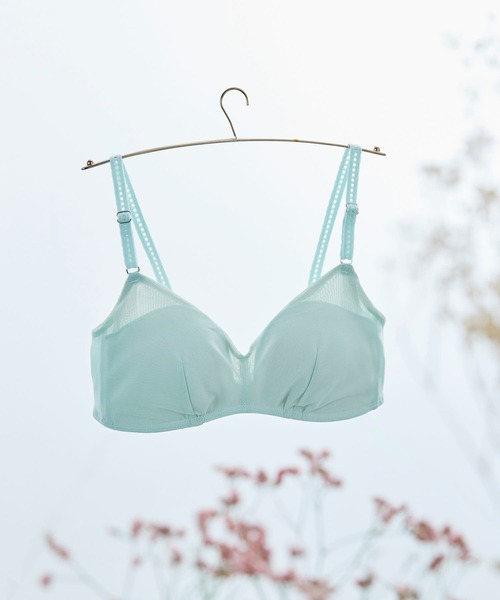 une nana cool(ウンナナクール)の「特別な日以外の364日つけたくなるブラ 364ブラ シンプル(ブラジャー・レディース・ブラック/ベージュ/グレー/オリーブ/パープル/ピンク/フレッシュイエロー/バイオレット/オレンジ/インディゴブルー/グリーン/レッド/ベビーピンク/チェリーピンク/シルバーグレー/グレイッシュブルー/ミント/ライトパープル/シャーベット/スカイブルー/黄緑系/サックスブルー/スモークピンク/スモーキーグリーン系/ネイビー/マジェンタ/マスタード/ターコイズブルー/コーラル/ライトグリーン/ダークブルー/ブラウン/ライトピンク/ライトブラウン/ブルー/ダークグリーン/ワイン/ピンクベージュ/ラベンダー/シャンパン/サンドベージュ/オートミール/ライトオレンジ系/エメラルドブルー/オリーブ系/ライトイエロー/エンジ/桜/ウッド/ダークグレー・S/M/L/LL/LLG)」の14枚目の写真