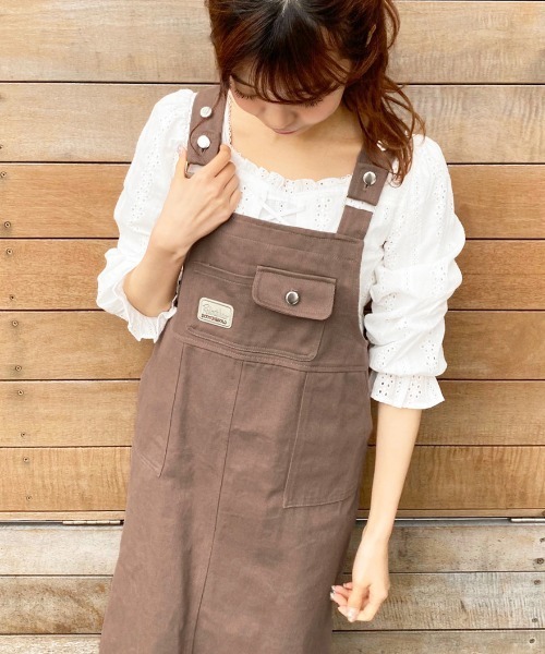 apres jour（アプレジュール）の「ワッペン付きジャンスカ【ZOZOTOWN限定アイテム】（ジャンパースカート・レディース・オフホワイト/カーキ/モカ・フリー）」の13枚目の写真