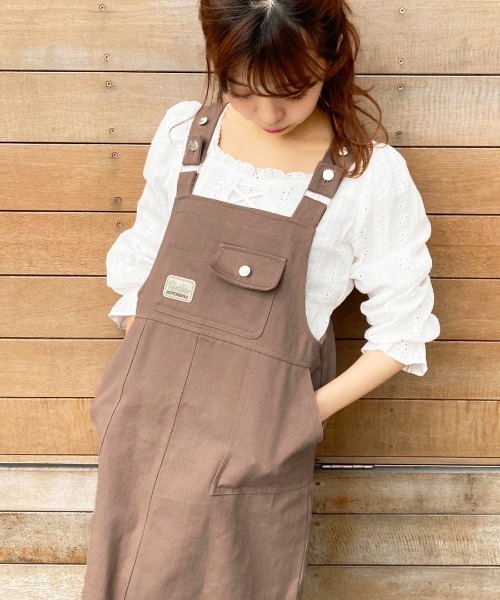 apres jour（アプレジュール）の「ワッペン付きジャンスカ【ZOZOTOWN限定アイテム】（ジャンパースカート・レディース・オフホワイト/カーキ/モカ・フリー）」の12枚目の写真