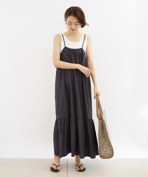 DouDou(ドゥドゥ)の「ティアードキャミワンピース(ワンピース・レディース・スミクロ/ベージュ/ブルーグリーン・FREE)」の15枚目の写真